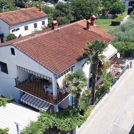 Apartment Complex Nevia Poreč Exterior foto