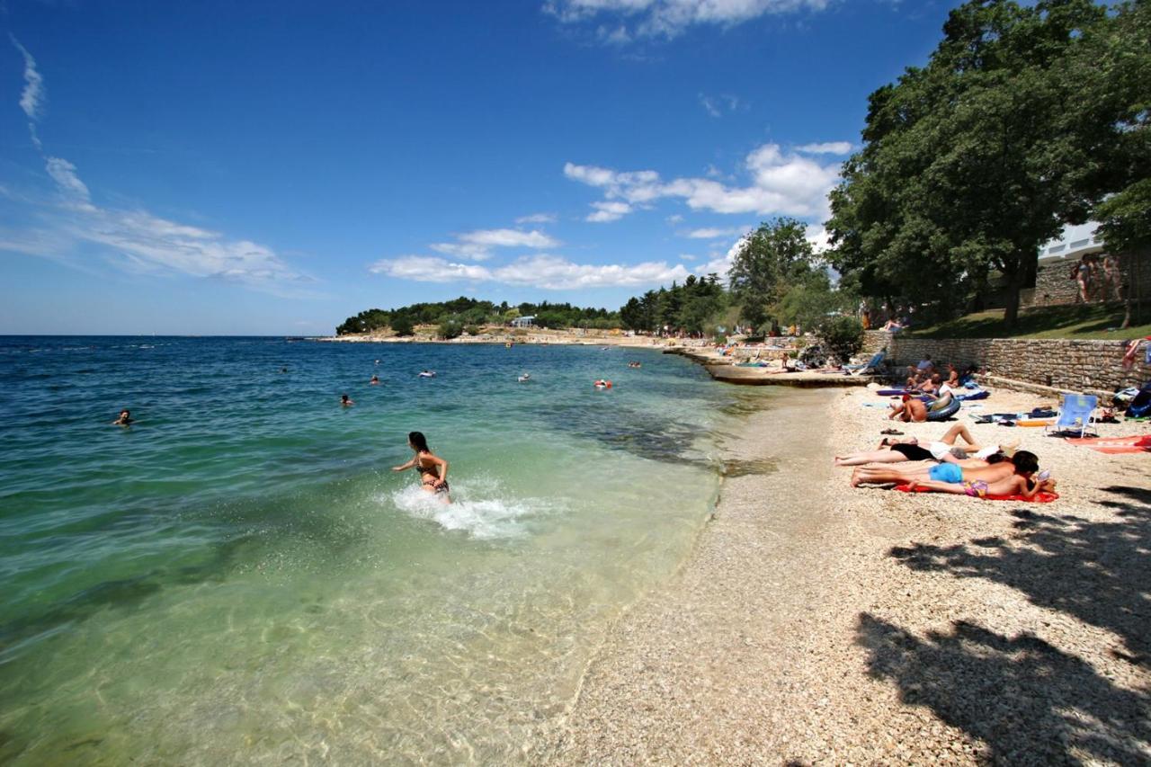 Apartment Complex Nevia Poreč Exterior foto